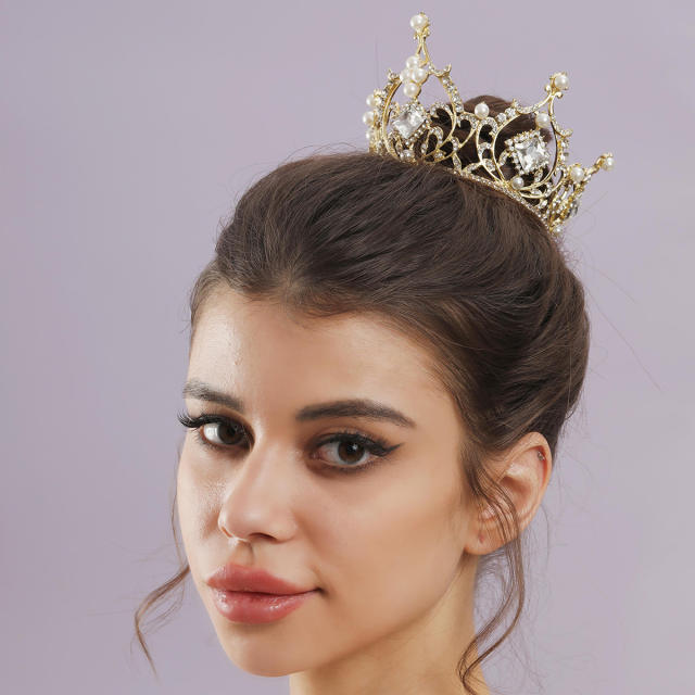 Baroque glass crystal statement round crown