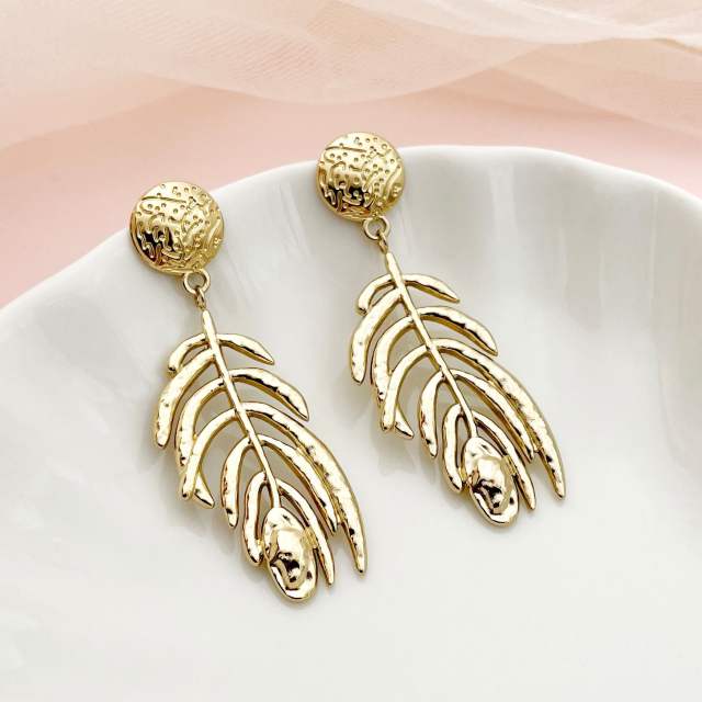 Vintage geometric leaf stainless steel earrings