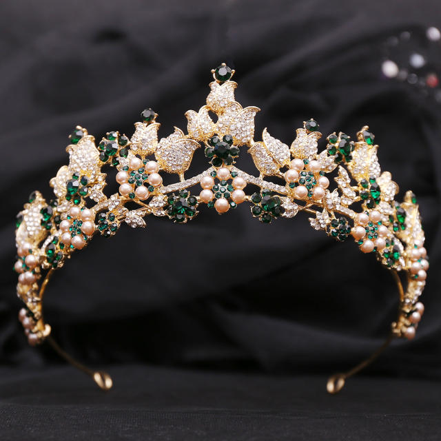 Luxury cubic zircon pearl bead crown