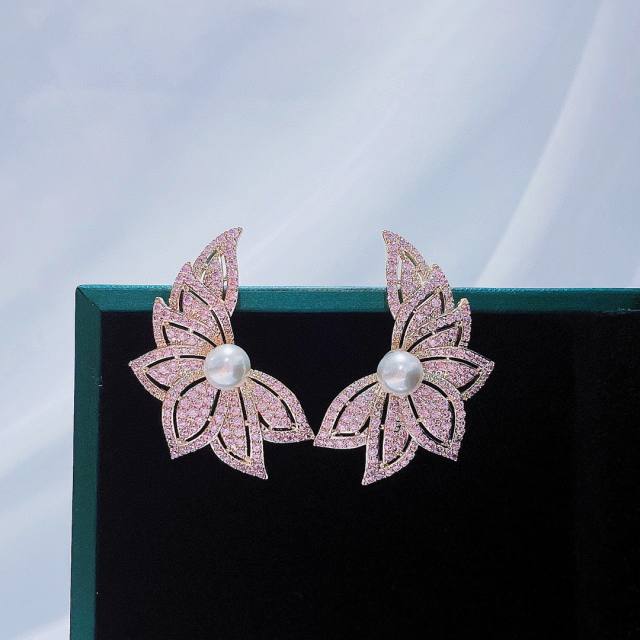 Creative luxury pave setting cubic zircon copper studs earrings