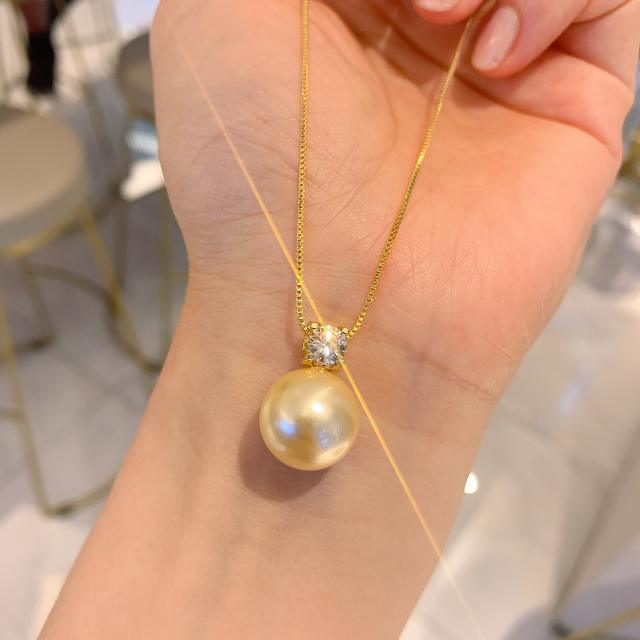 Chic one pearl yellow color pendant copper necklace