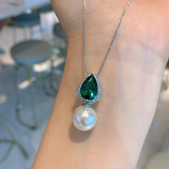 Elegant green color drop cubic zircon pearl pendant necklace