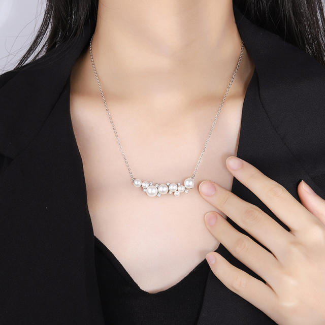 Elegant water pearl necklace for women