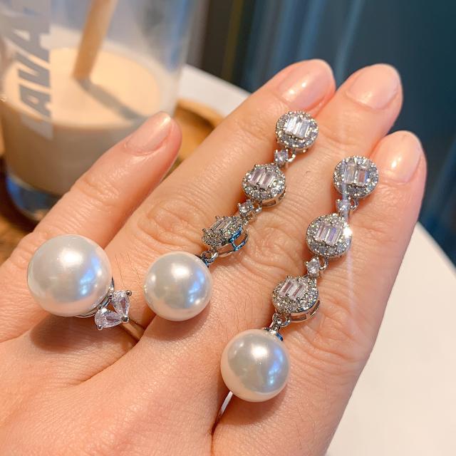 Elegant diamond pearl earrings