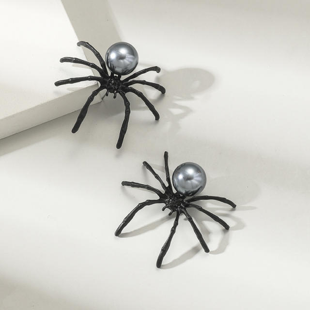 Vintage punk trend black pearl spider studs earrings