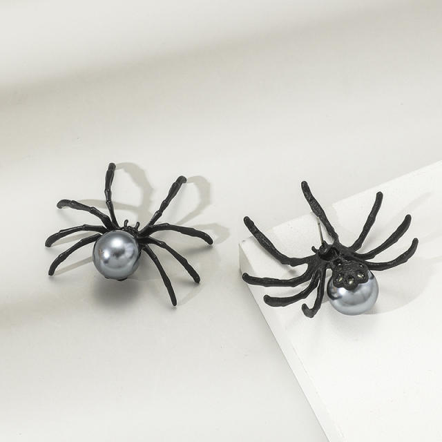 Vintage punk trend black pearl spider studs earrings