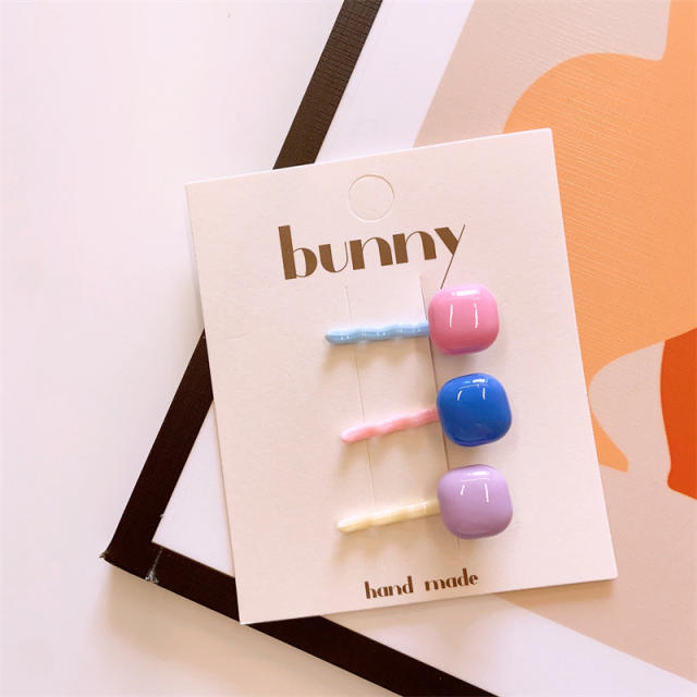 3pcs colorful resin heart bobby pins set