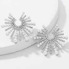 Luxury sun shape rhinestone pearl bead ear studs