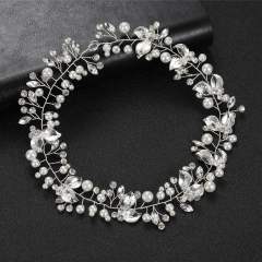 Handmade pearl rhinestone leaf design wedding hair vines