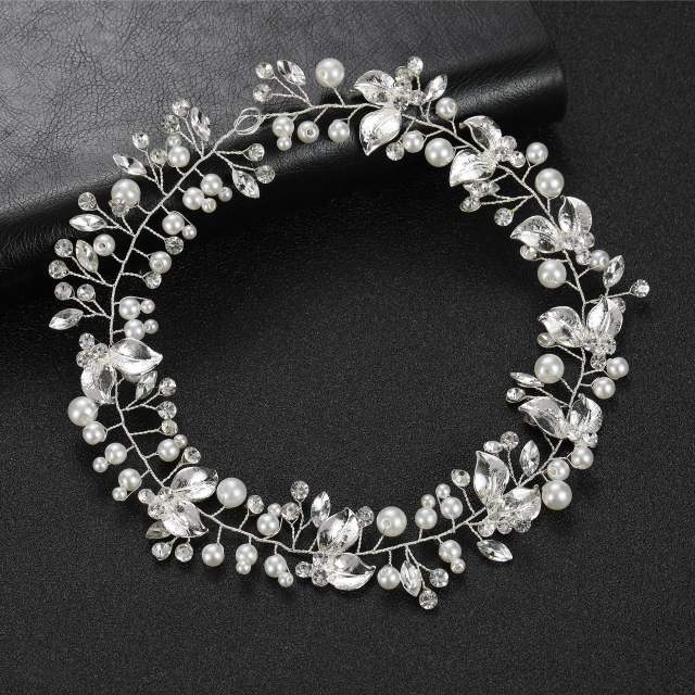 Handmade pearl rhinestone leaf design wedding hair vines