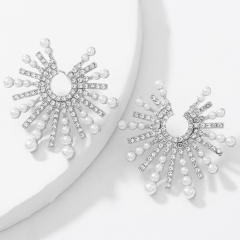 Luxury sun shape rhinestone pearl bead ear studs