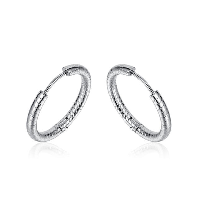 Simple stainless steel hoop earrings