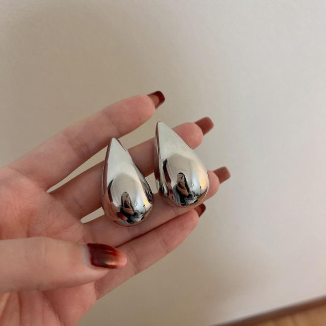 Chunky drop shape studs earrings