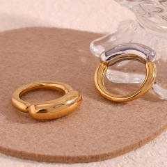 Concise chunky stainless steel rings