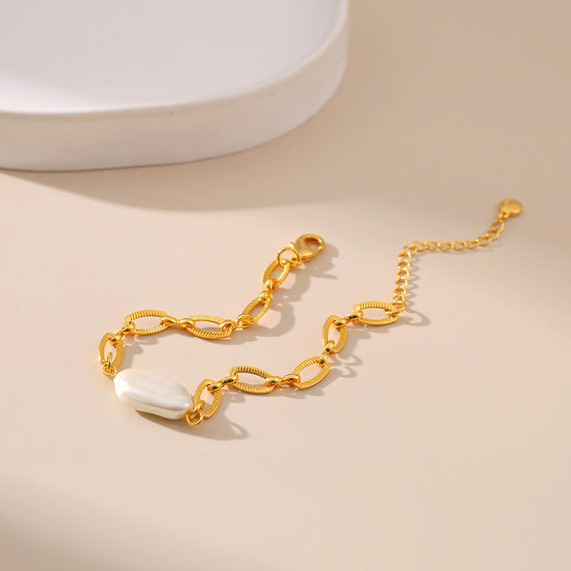 Vintage baroque pearl 18KG copper chain bracelet
