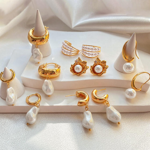 Baroque pearl 18KG copper earrings