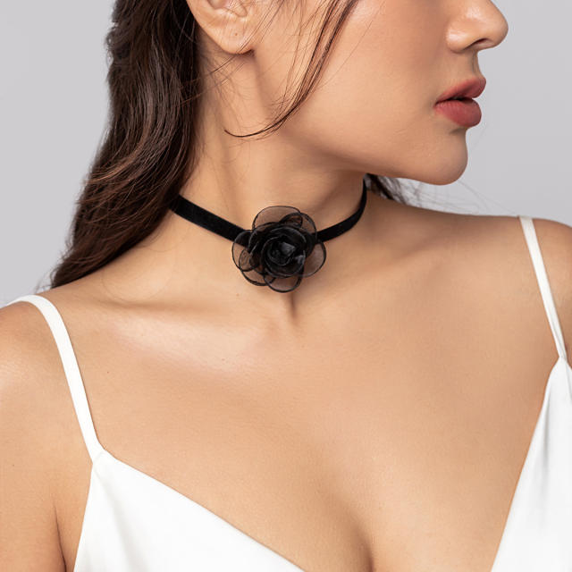 Vintage mesh flower camellia choker