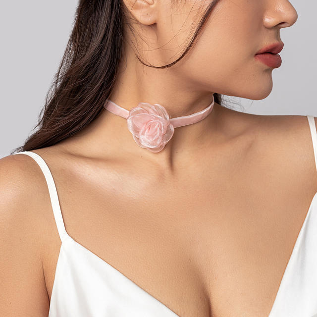 Vintage mesh flower camellia choker