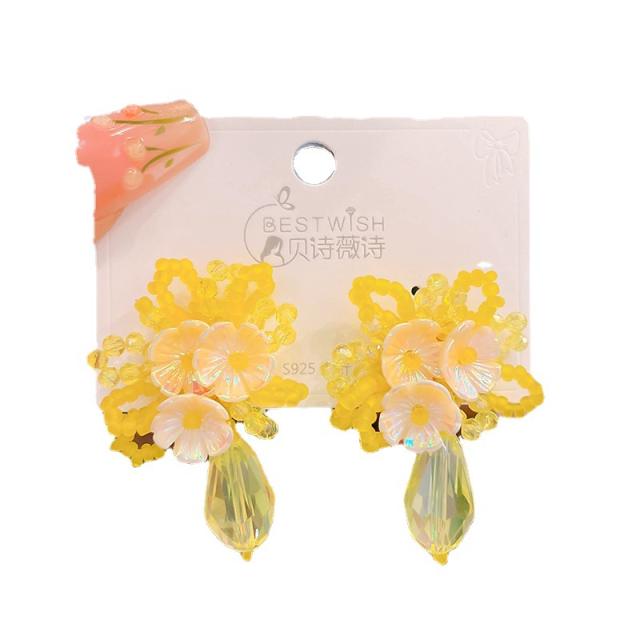 Holiday trend yellow color crystal flower earrings