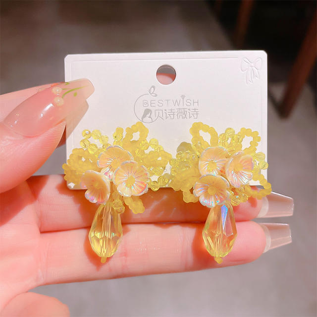 Holiday trend yellow color crystal flower earrings