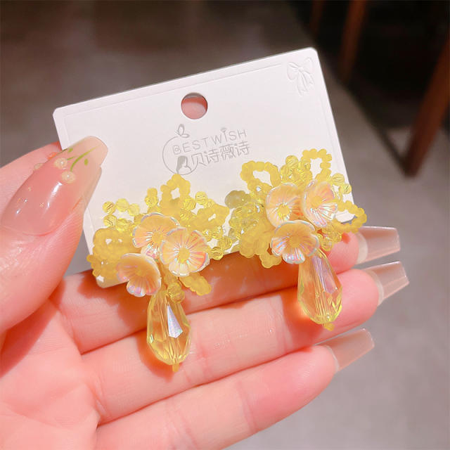 Holiday trend yellow color crystal flower earrings