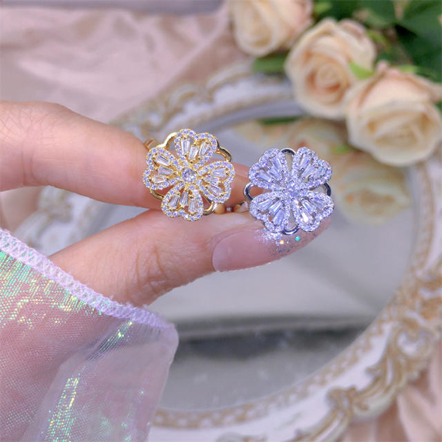 Delicate diamond flower clover copper rotatable fidget rings