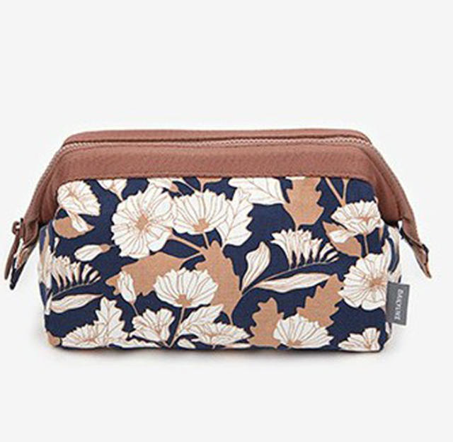 Creative color pattern cosmetic bag