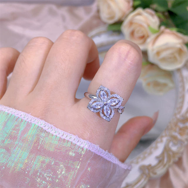 Delicate diamond flower clover copper rotatable fidget rings