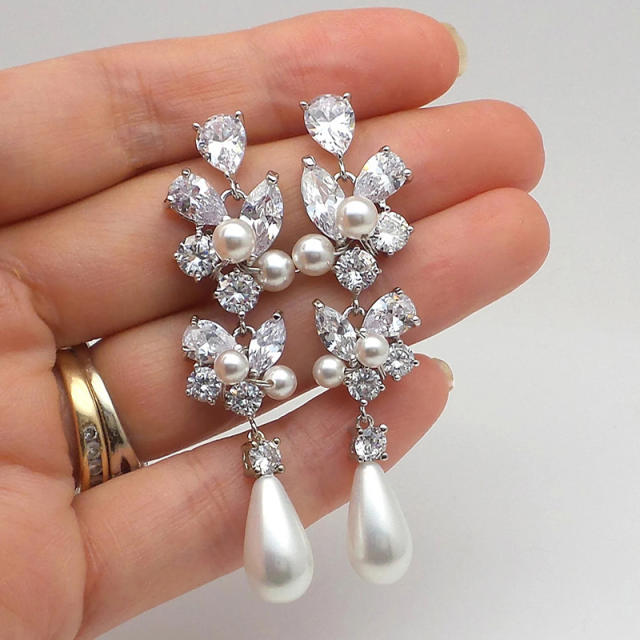 Elegant pearl bead drop diamond earrings