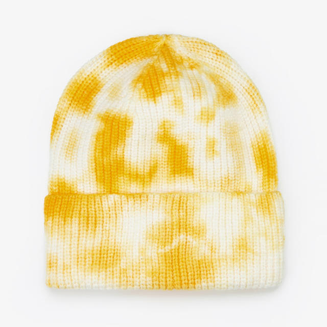 Outside tie dry pattern knitted beanie cap