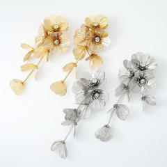 Vintage chunky metal flower long earrings