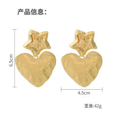 Chunky heart metal earrings
