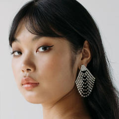 Luxury diamond chain tassel earrings