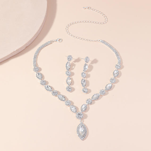 Delicate pave setting cubic zircon copper necklace set