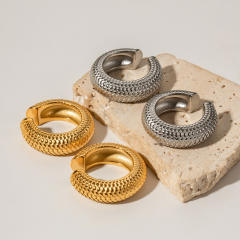 18KG chunky stainless steel ear cuff