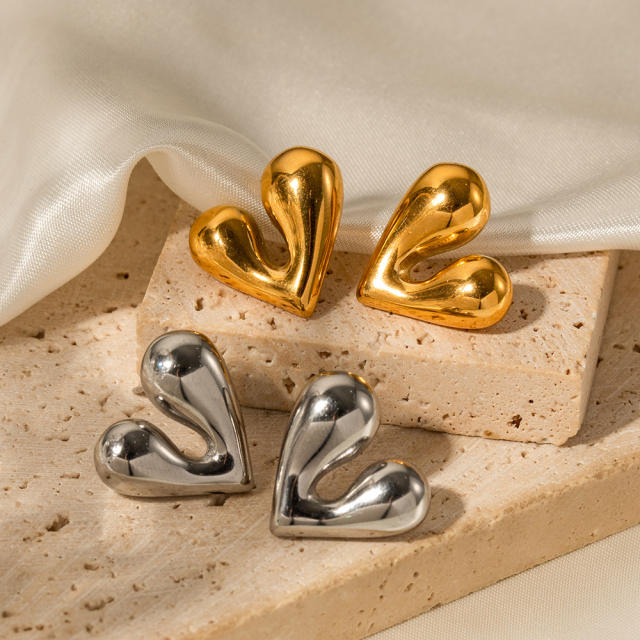 18KG chunky heart stainless steel earrings