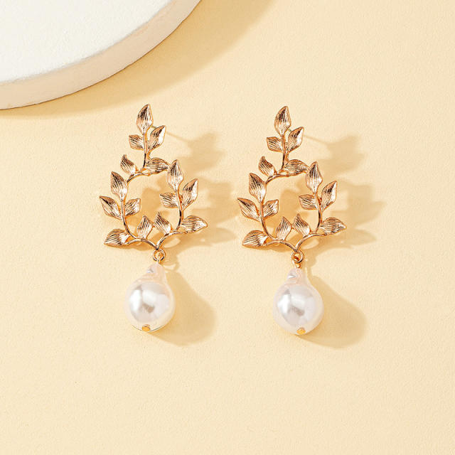 Boho gold color alloy leaf faux pearl drop earrings
