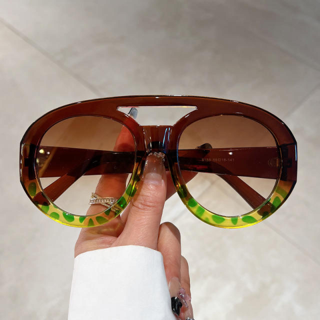 Vintage personality round shape sunglasses