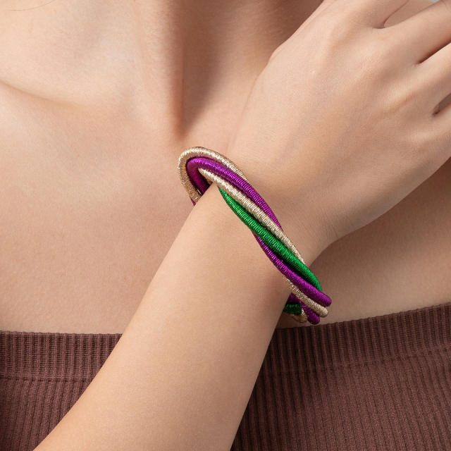 Carnival three color twisted line Magnetic attraction bangle