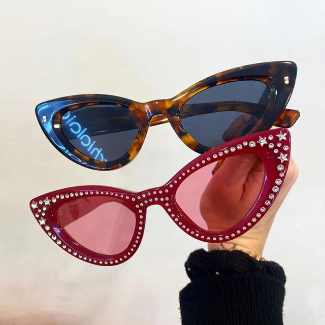 Personality cat eye shape diamond sunglasses