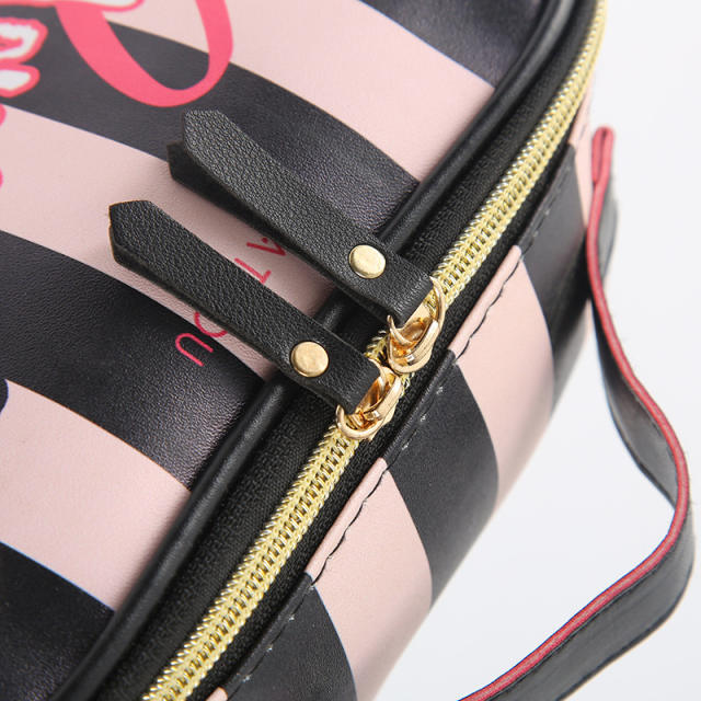 Sweet striped heart pattern large storage wash bag cosmetic bag