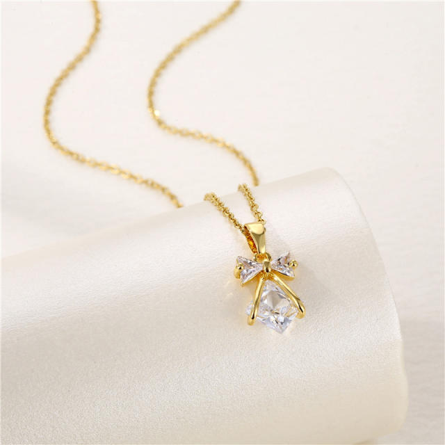 Dainty diamond bow stainless steel chain necklace