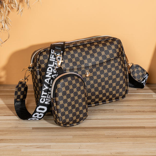 Casual quilted pattern PU leather crossbody bag