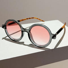 Vintage round shape sunglasses