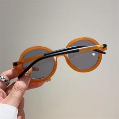 Vintage round shape sunglasses
