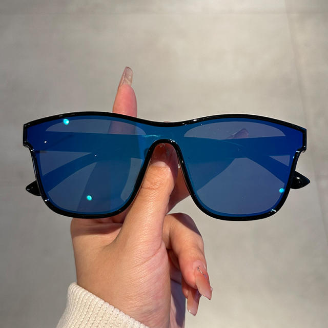 Occident fashion one piece sunglasses
