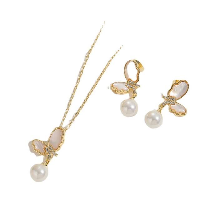 INS white shell butterfly pearl bead copper necklace set