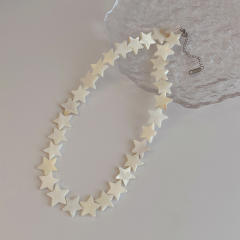 Boho holiday trend round shape shell choker necklace