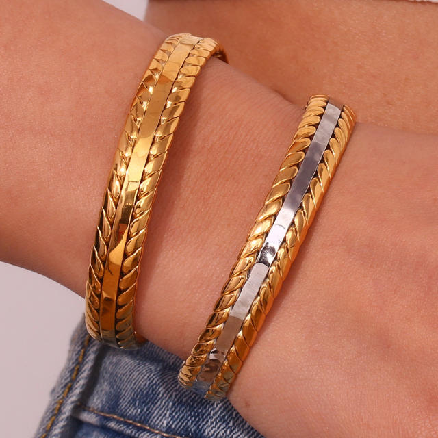 Chic desing stainless steel cuff bangle