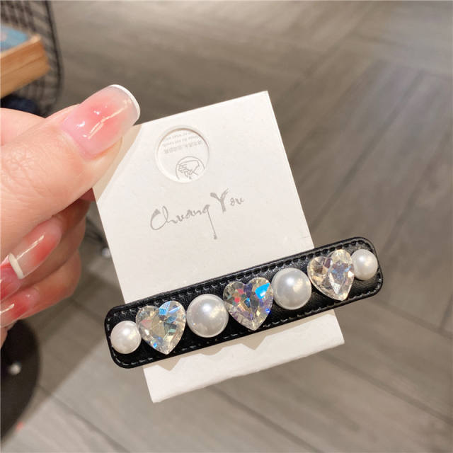 Sweet shiny crystal heart pearl bead snap hair clips